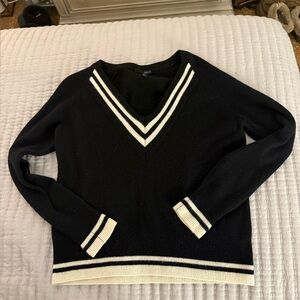 Aqua 100% Cashmere Sweater